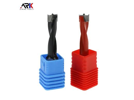 ما هي مزايا قواطع الطحن في تصنيع تركيبات آلات الرياح ؟