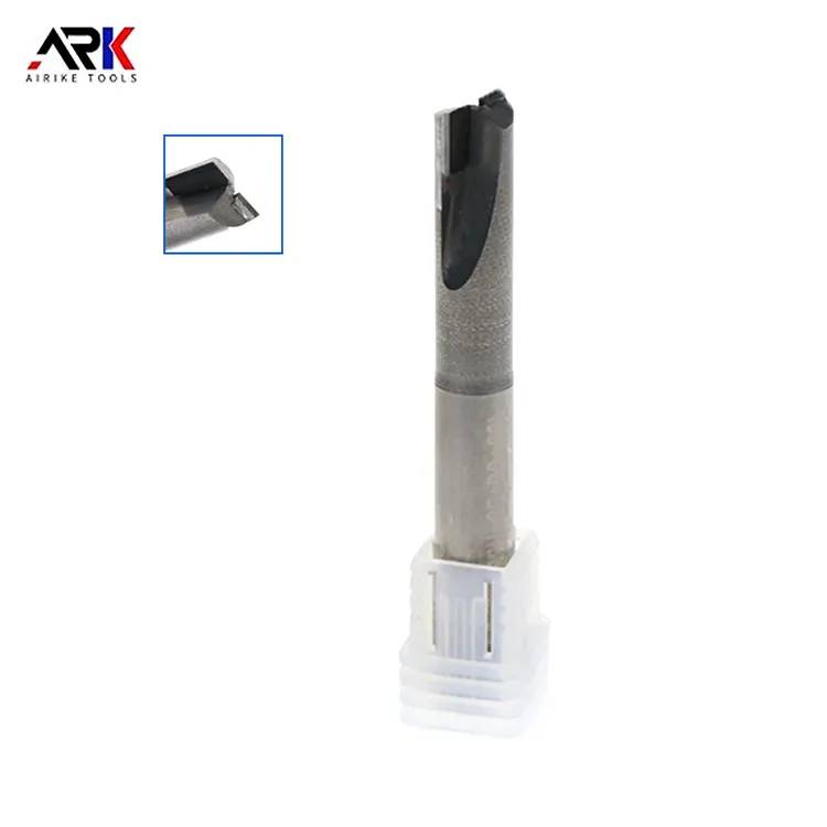 قاطع ماسي بحافة مستقيمة