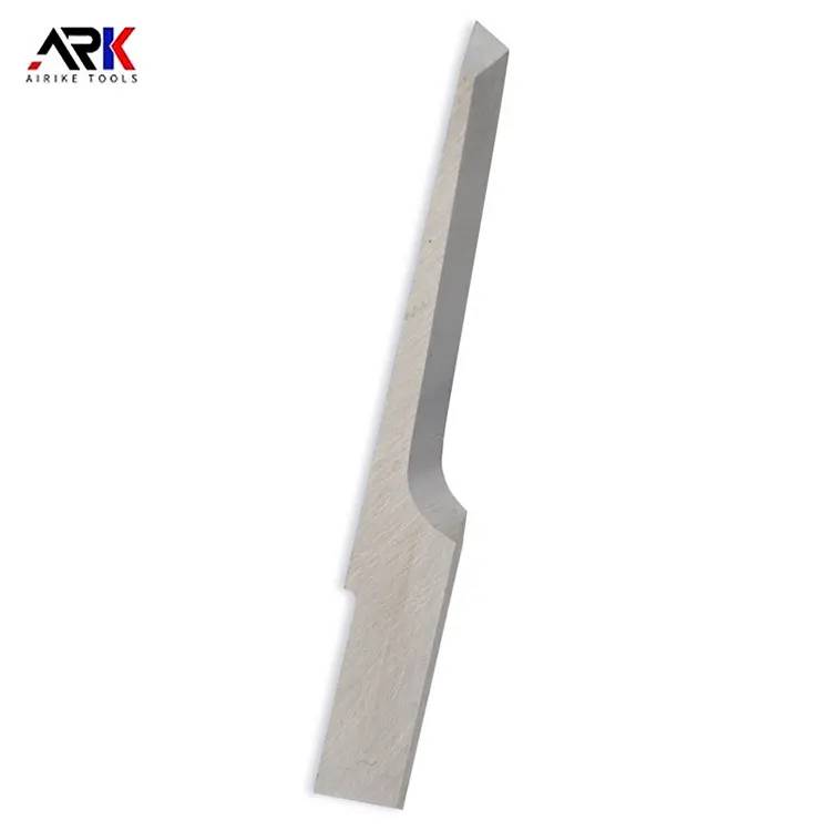 شفرة هزازة لقطع القماش